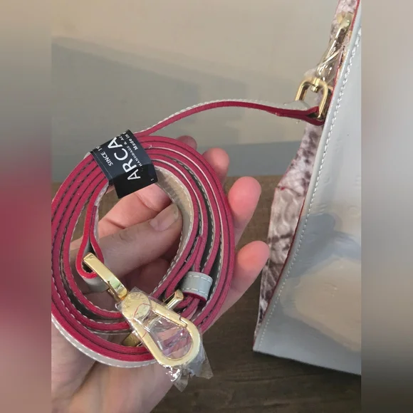 Arcadia bag Light Gray Patent Leather Tote Bag - Picture 6 of 13